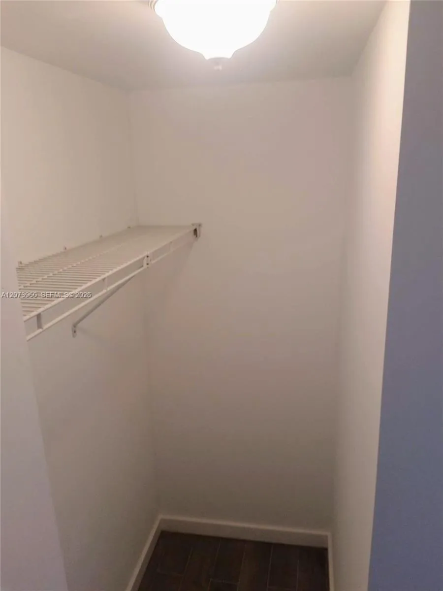 15205 NE 6th Ave #D204 Miami, FL 33162