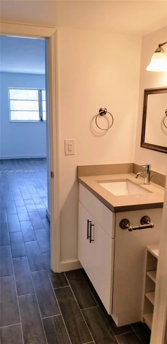 15205 NE 6th Ave #D204 Miami, FL 33162