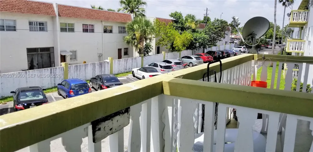 15205 NE 6th Ave #D204 Miami, FL 33162