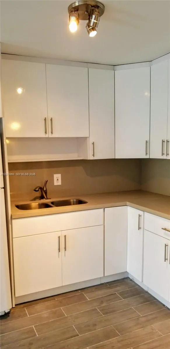 15205 NE 6th Ave #D204 Miami, FL 33162