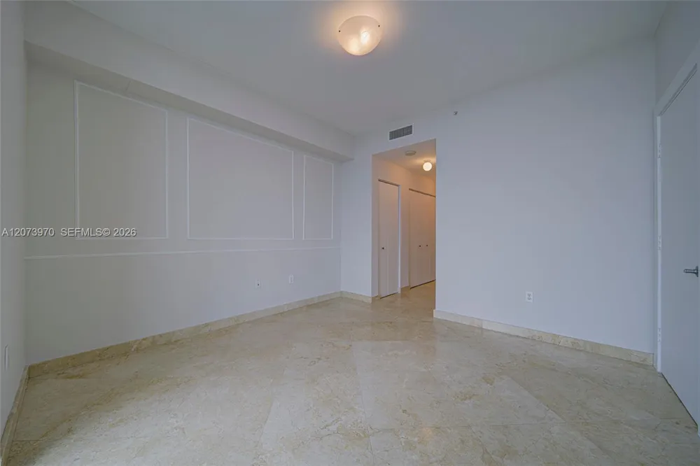 900 Biscayne Blvd #5203 Miami, FL 33132
