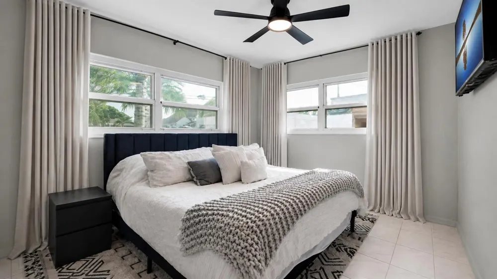 935 Nautilus Isle Dania Beach, FL 33004