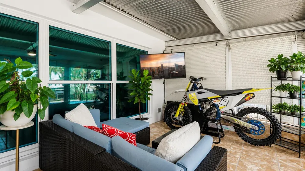 935 Nautilus Isle Dania Beach, FL 33004