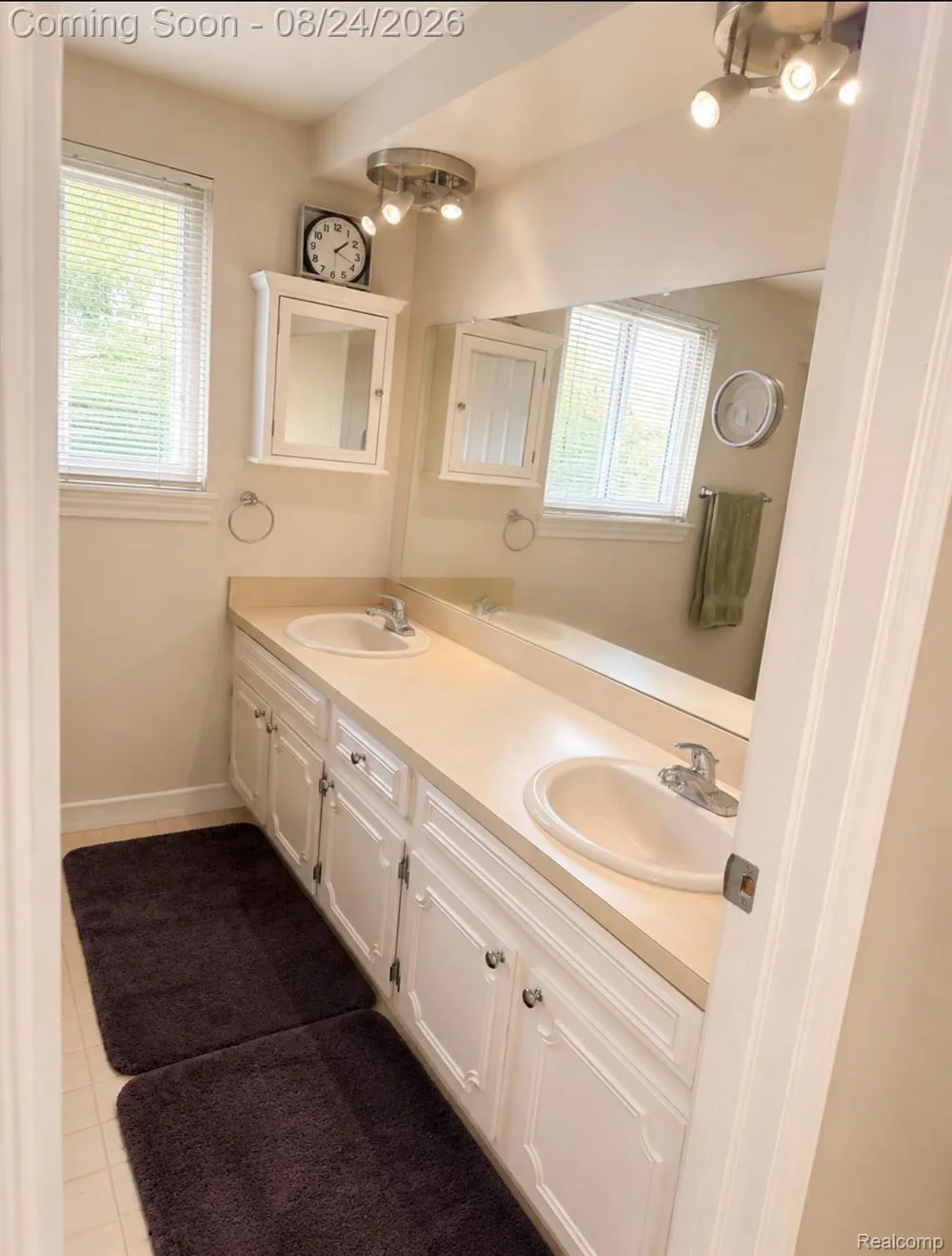 21430 Winchester Street S Southfield City, MI 48076