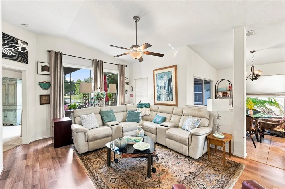 1469 RIVERDALE DRIVE Oldsmar, FL 34677