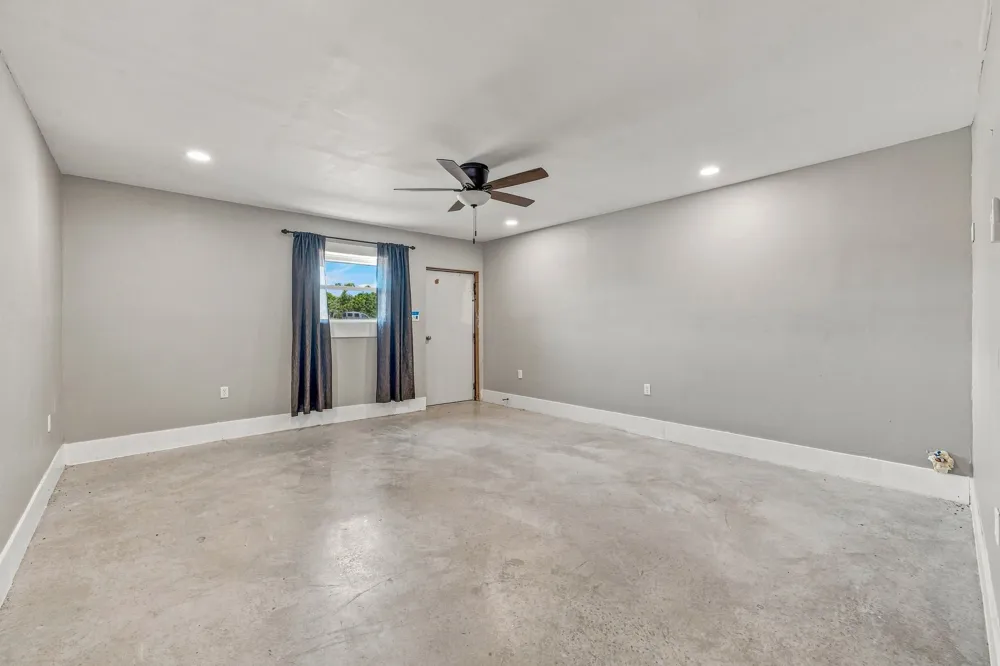 8140 Lavender Road Springtown, TX 76082