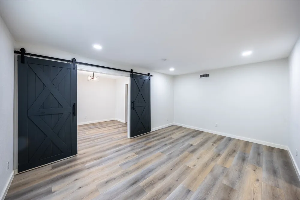 1948 Rambling Ridge Lane Carrollton, TX 75007