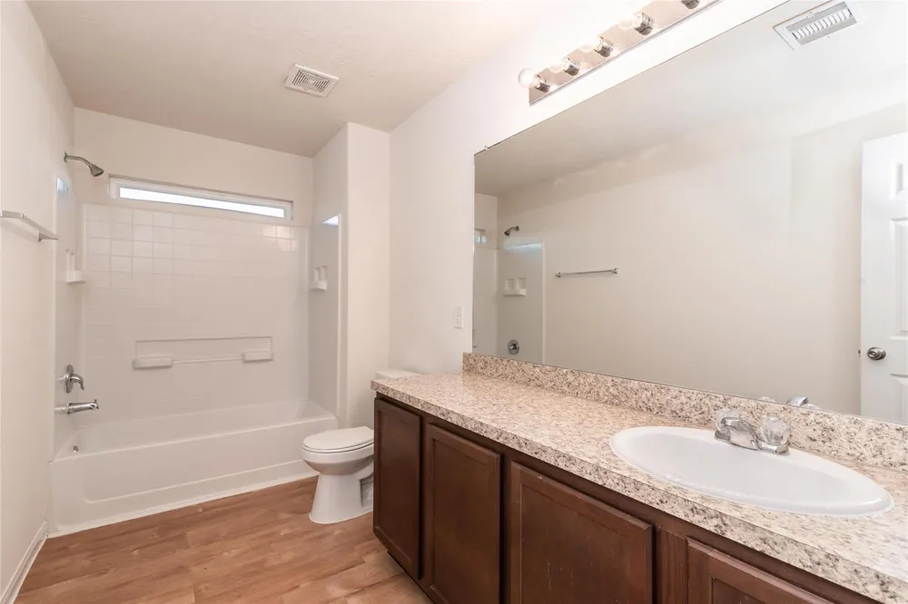 13435 Ella View Lane Houston, TX 77067