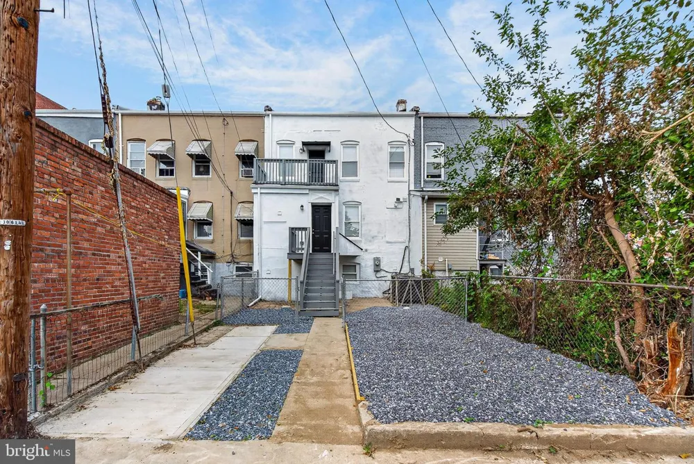 4640 REISTERSTOWN ROAD Baltimore, MD 21215