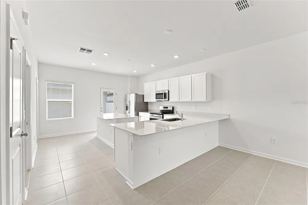 2232 RED SUN STREET Apopka, FL 32703