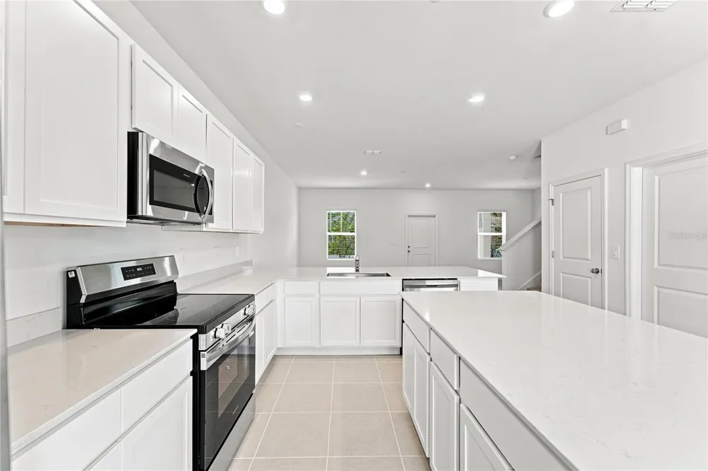 2232 RED SUN STREET Apopka, FL 32703