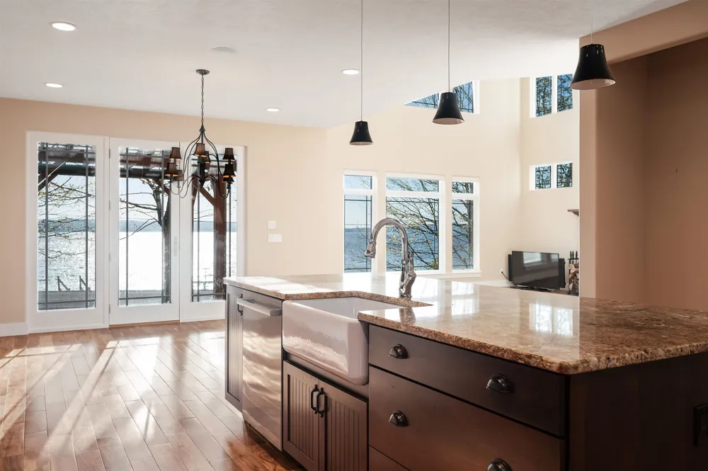 6860 Peninsula Drive Peninsula Township, MI 49686