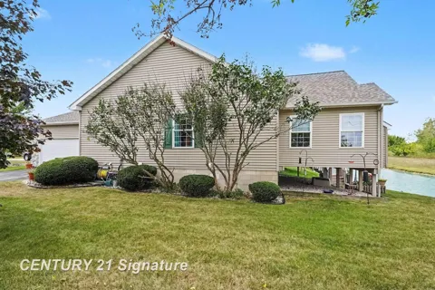 512 Hampton Lake Drive