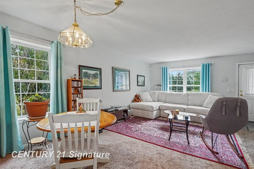 512 Hampton Lake Drive Hampton Charter Township, MI 48732