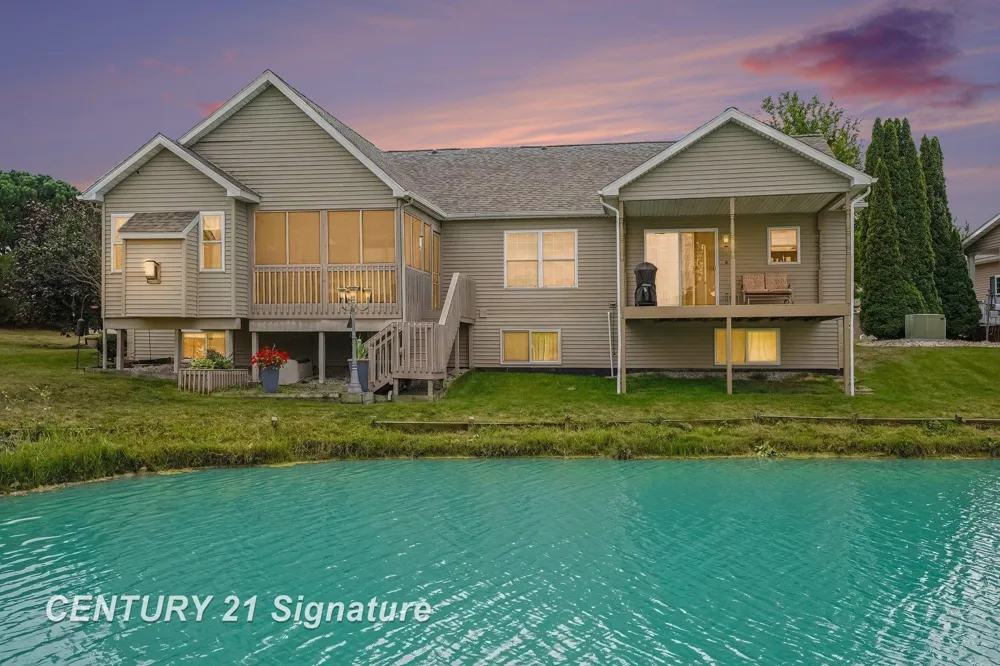512 Hampton Lake Drive Hampton Charter Township, MI 48732