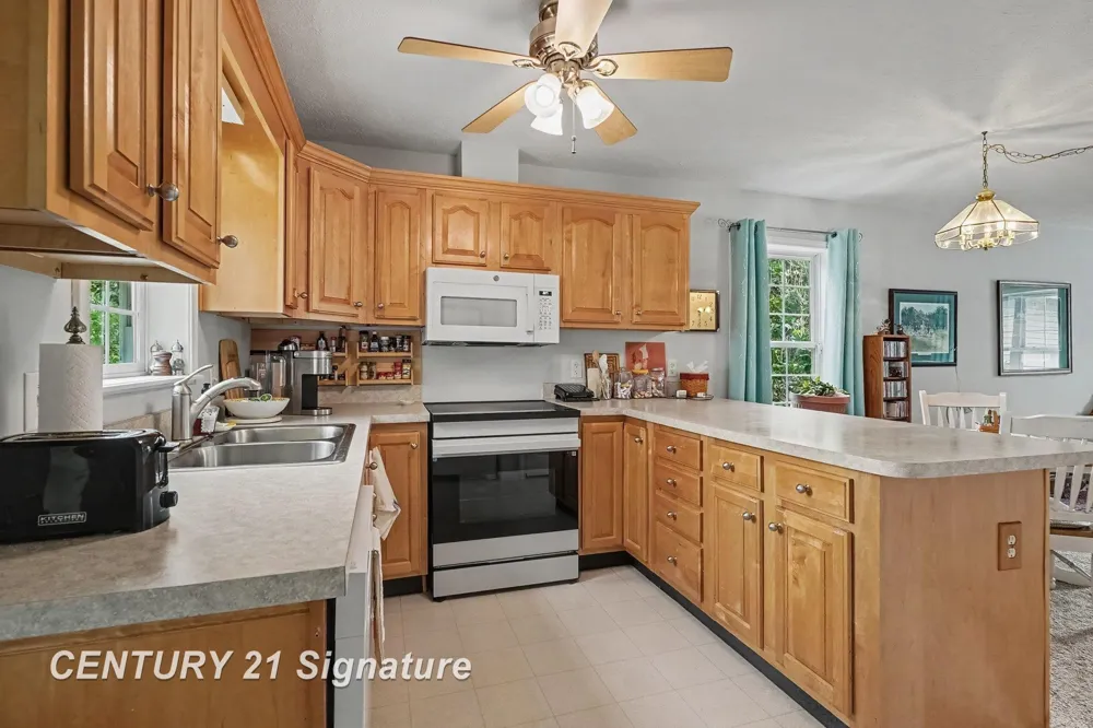 512 Hampton Lake Drive Hampton Charter Township, MI 48732