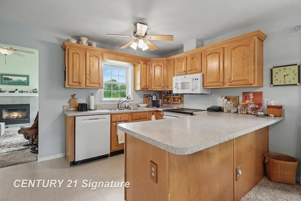 512 Hampton Lake Drive Hampton Charter Township, MI 48732