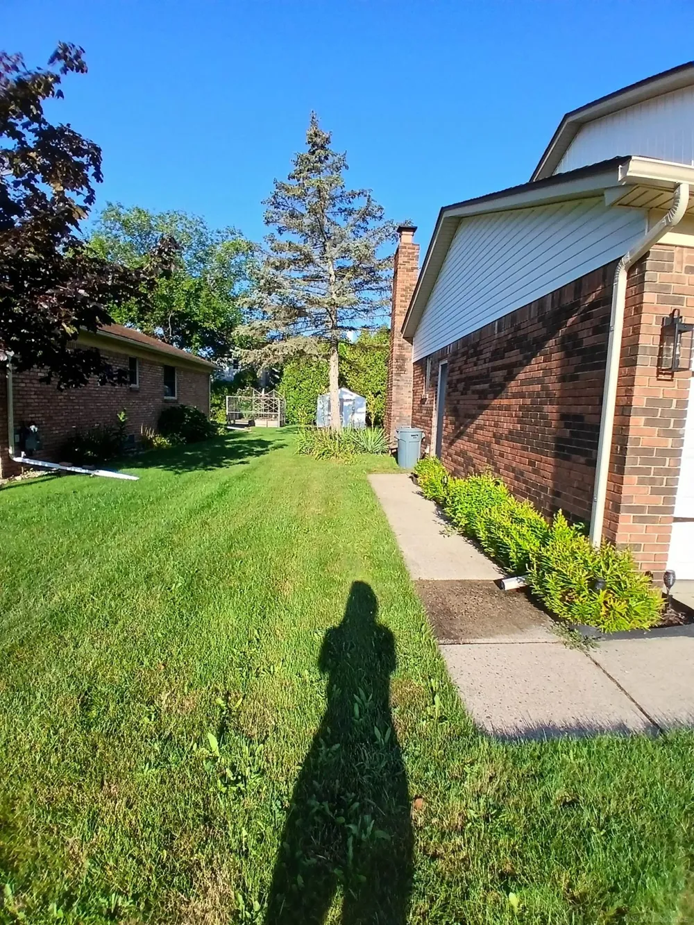51569 Johns Drive Chesterfield Township, MI 48047