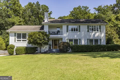 13 Greenbriar LN SE