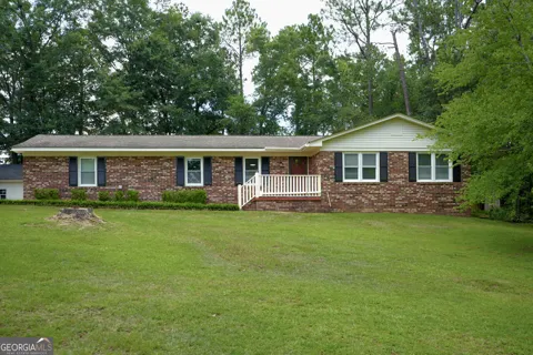 307 Pinewood DR