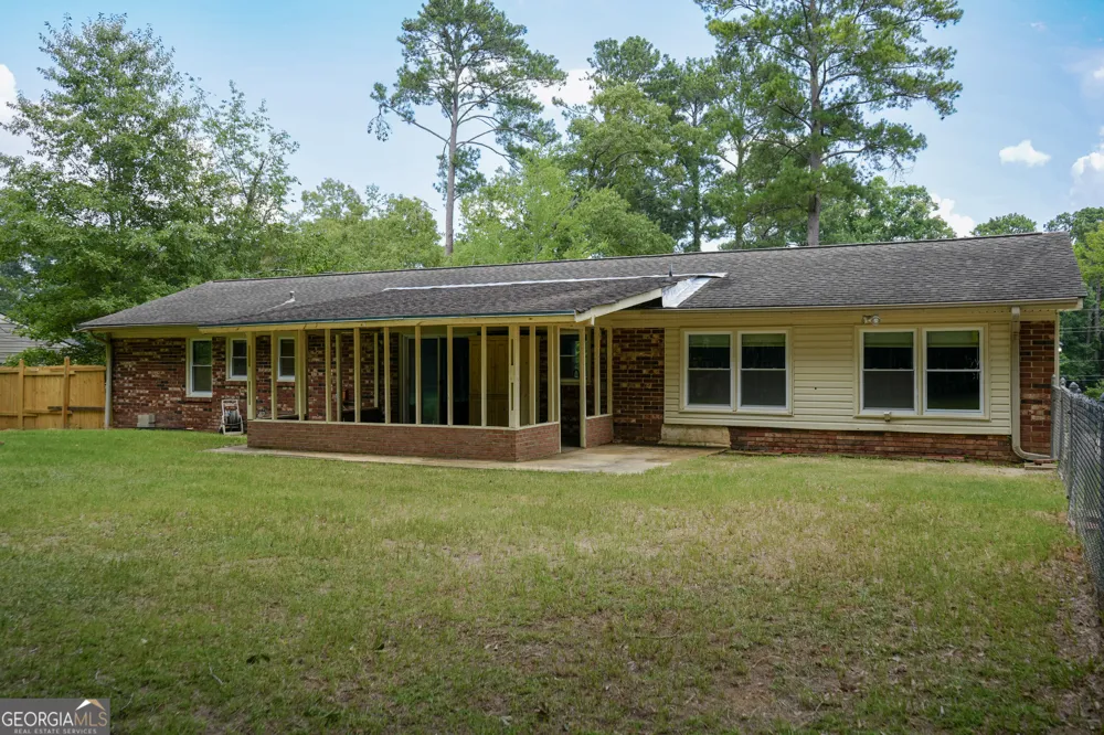 307 Pinewood DR Dublin, GA 31021
