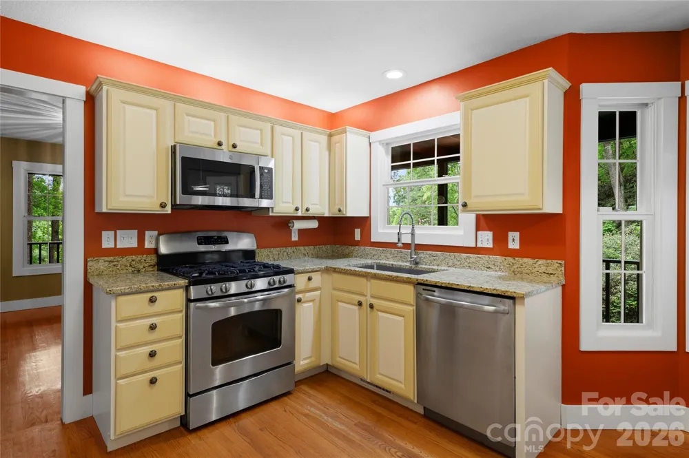 236 Holland Drive Black Mountain, NC 28711