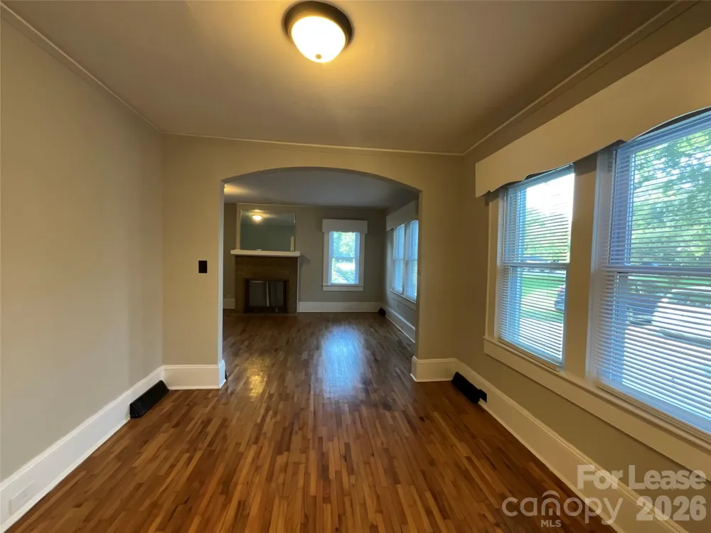 3820 Freedom Drive Charlotte, NC 28208