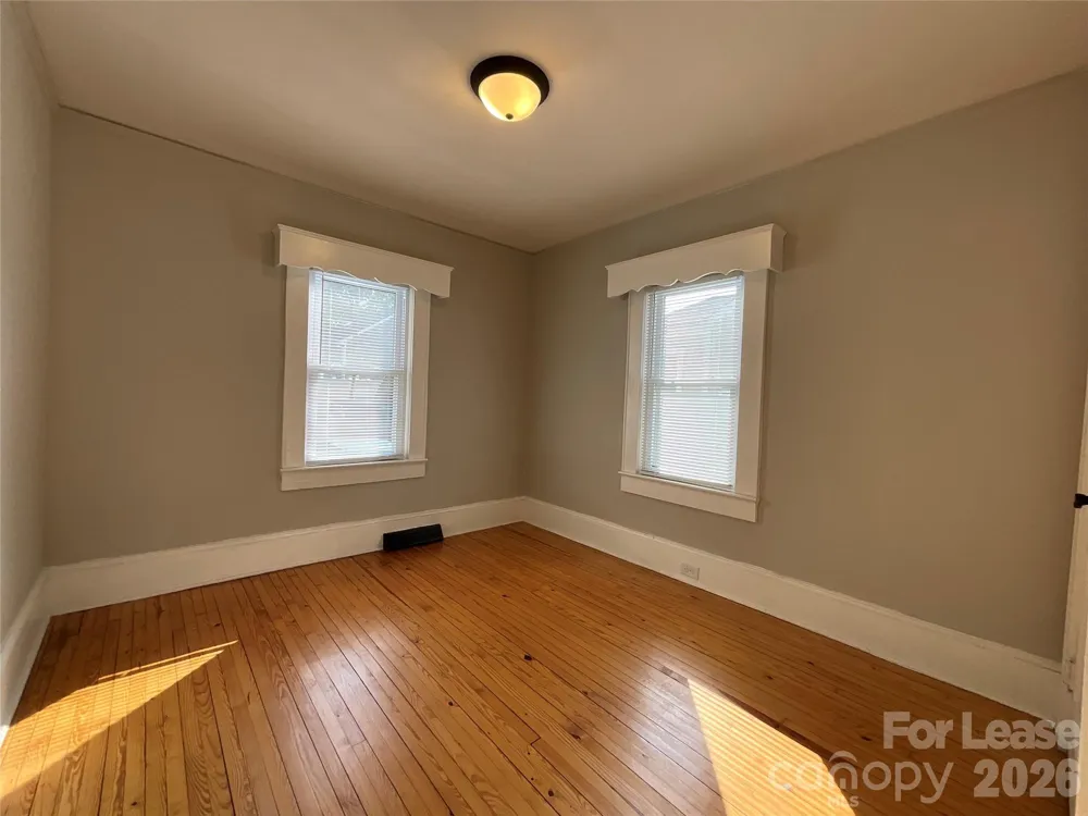 3820 Freedom Drive Charlotte, NC 28208