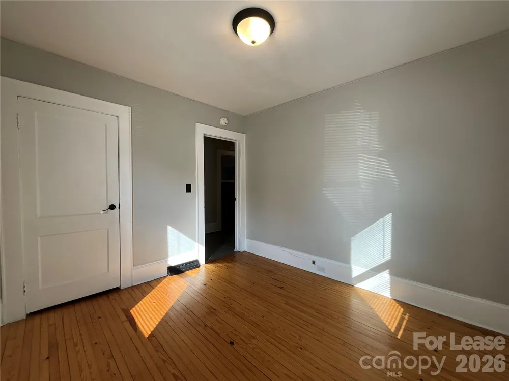 3820 Freedom Drive Charlotte, NC 28208