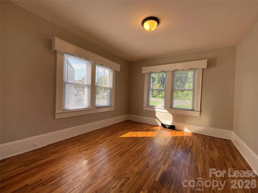 3820 Freedom Drive Charlotte, NC 28208