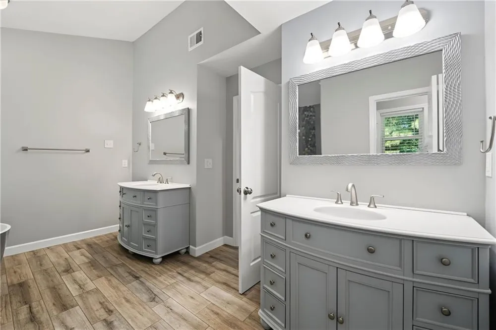 1730 Saint Julian Street Suwanee, GA 30024