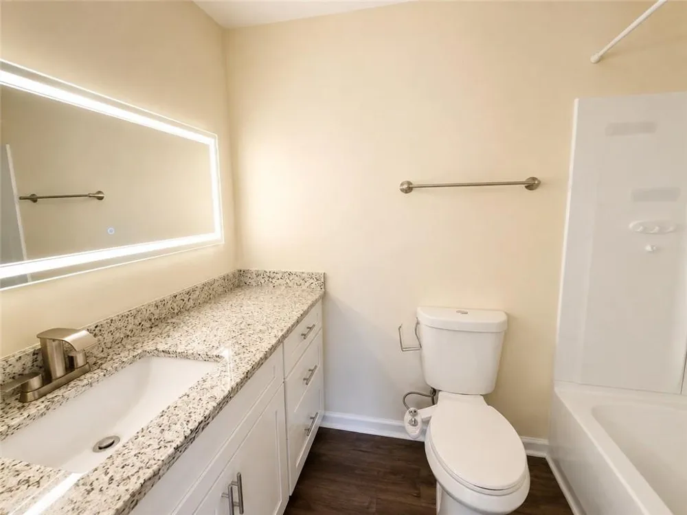 2244 Wellington Circle Lithonia, GA 30058
