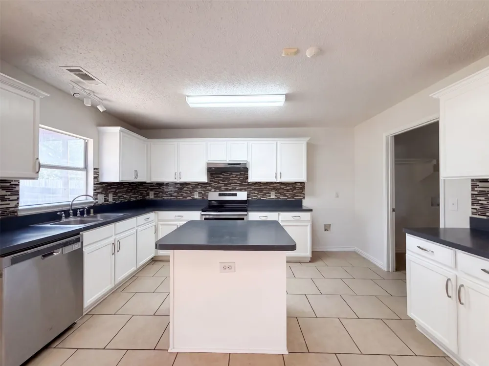 4325 Falcon Drive Sherman, TX 75092