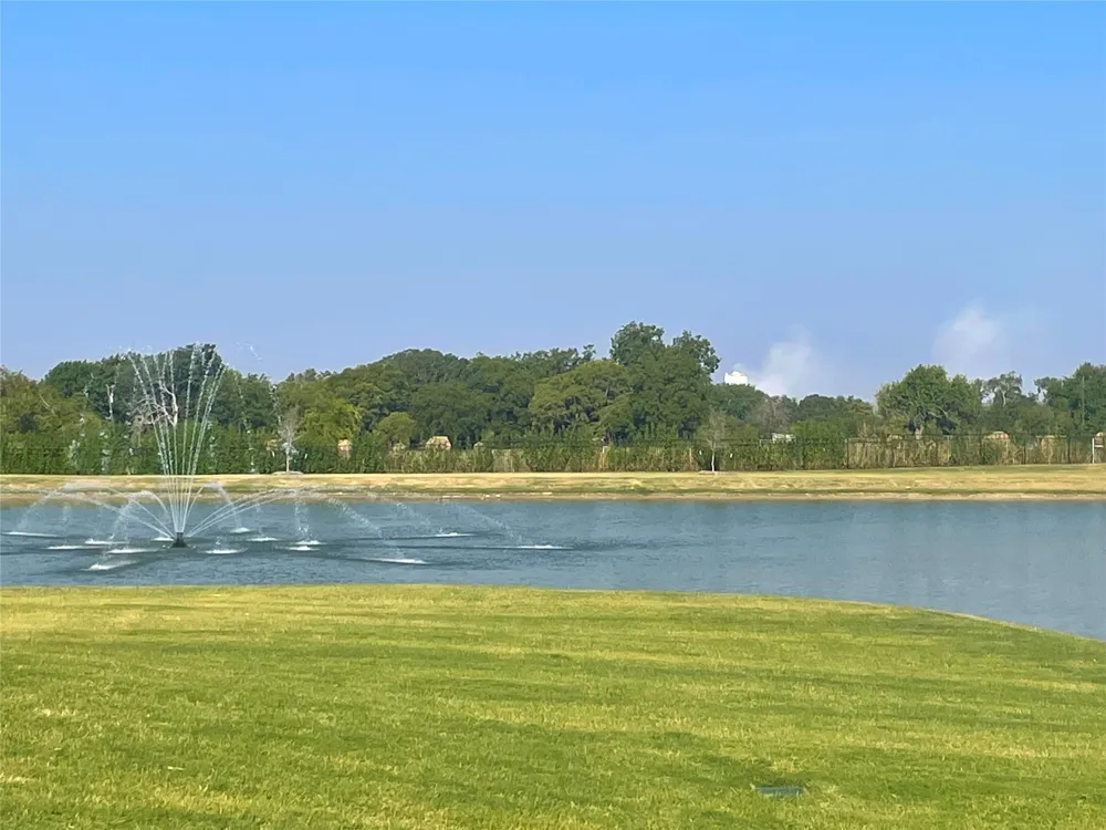 2101 Maple Ridge Drive Van Alstyne, TX 75495