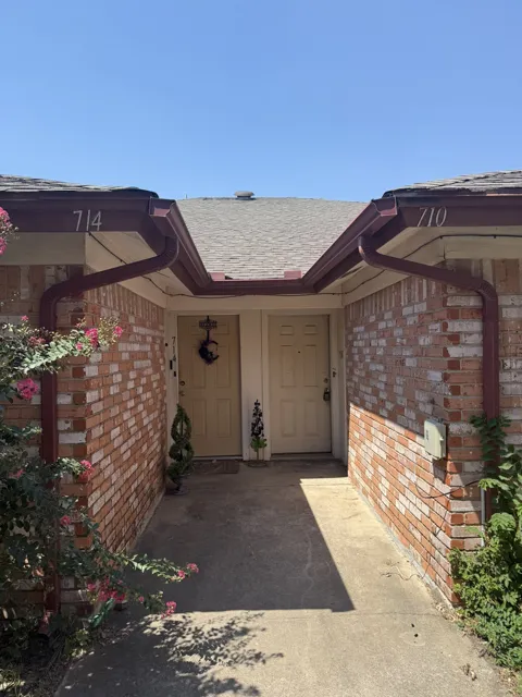 708 E Pecan Street #710