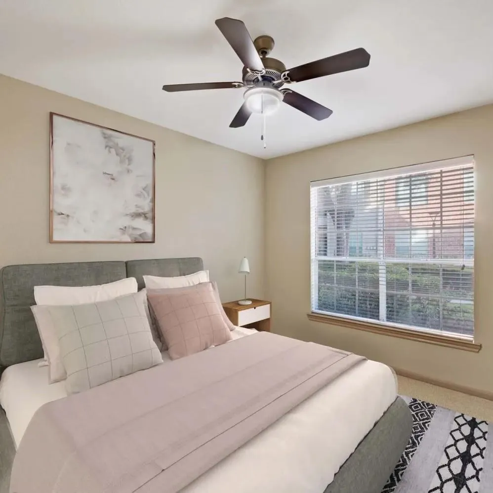 2700 Woodland Park Drive #G Houston, TX 77082