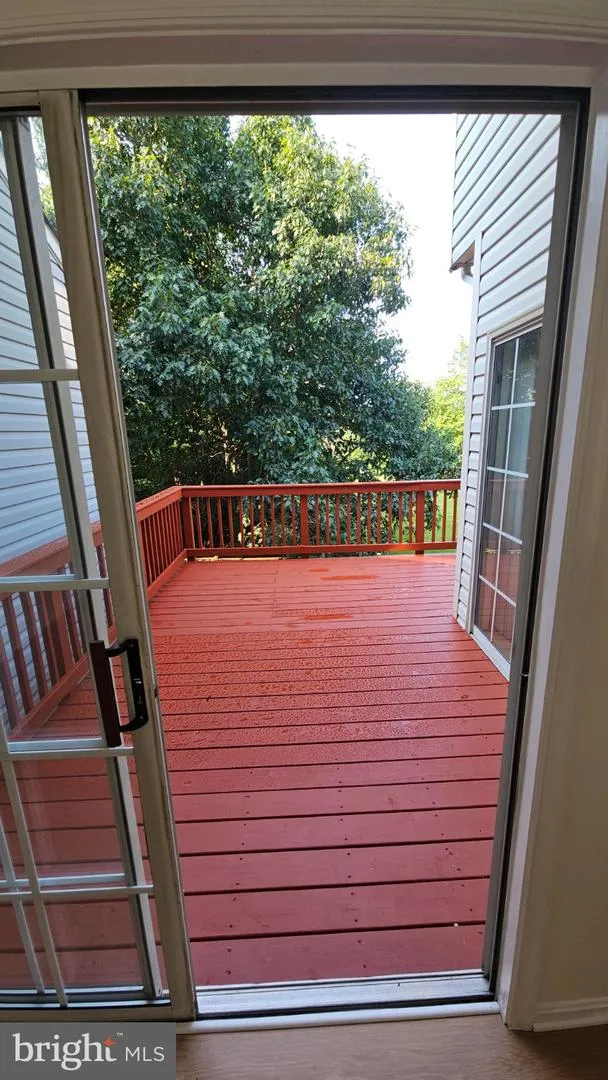6852 DRIFTON COURT Centreville, VA 20121