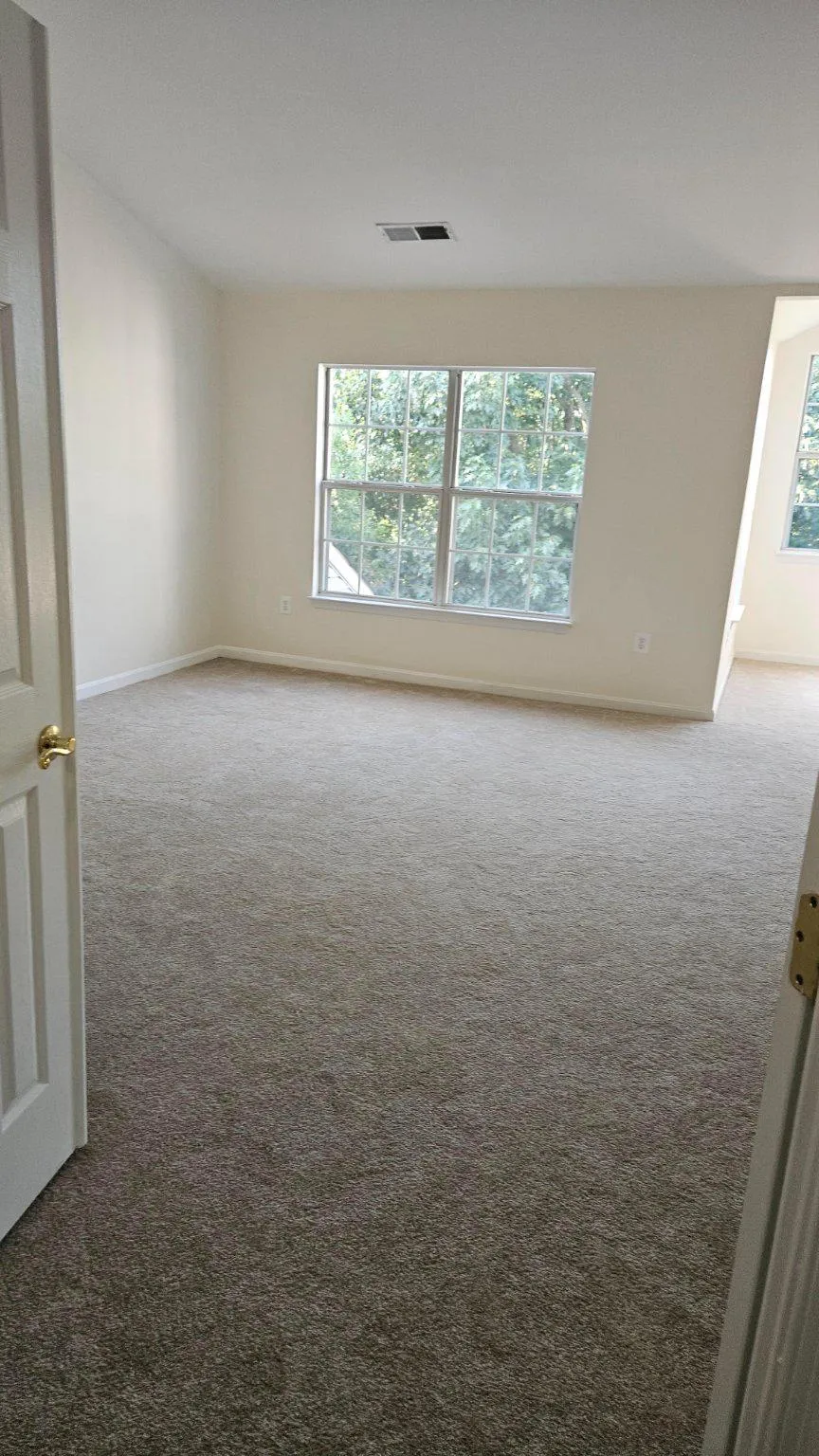 6852 DRIFTON COURT Centreville, VA 20121