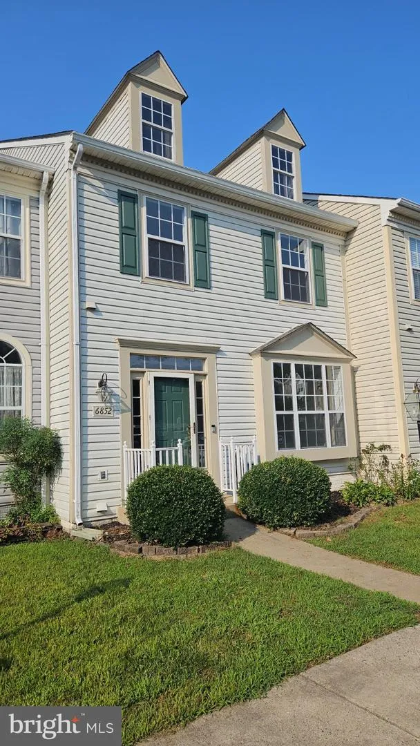 6852 DRIFTON COURT Centreville, VA 20121