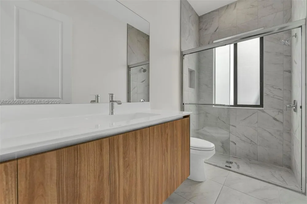 8283 SW 120th Ter Miami, FL 33156