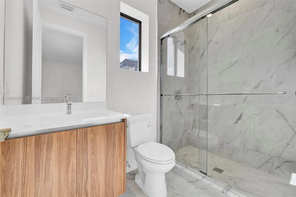 8283 SW 120th Ter Miami, FL 33156