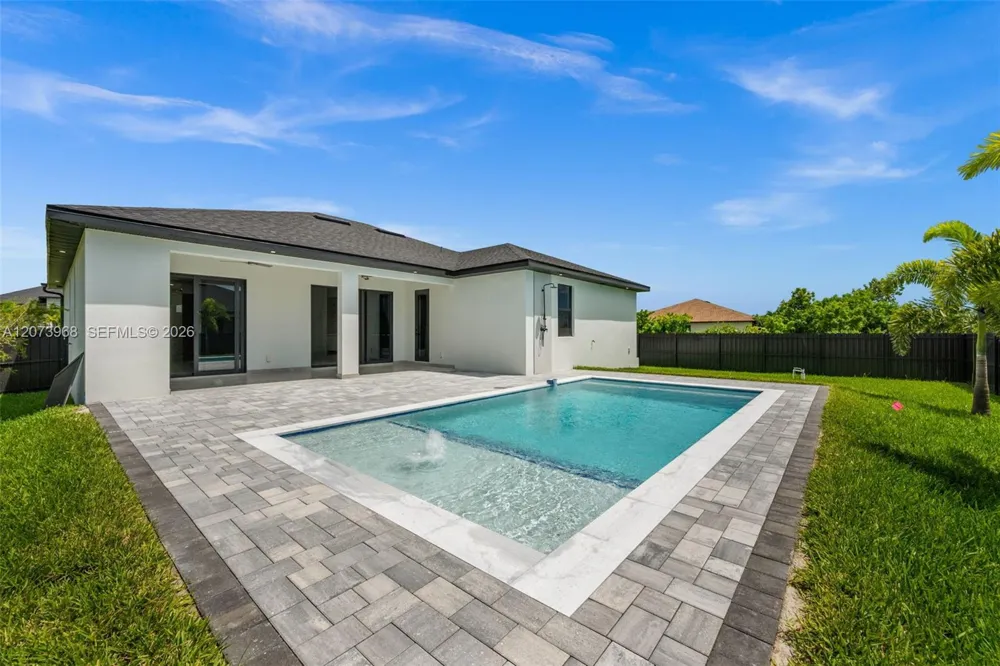 1212 NW 33RD PL Cape Coral, FL 33993