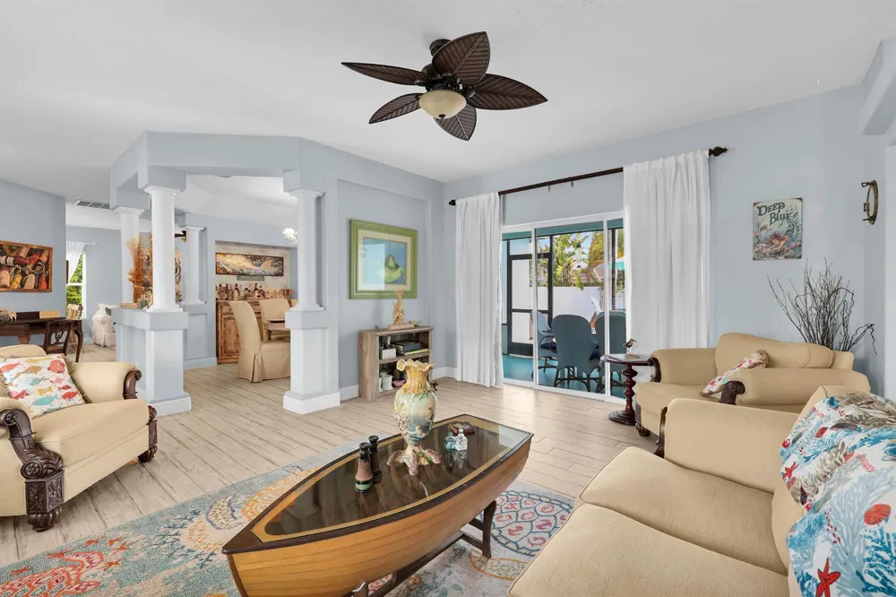 10831 SE Pinegrove Street Tequesta, FL 33469