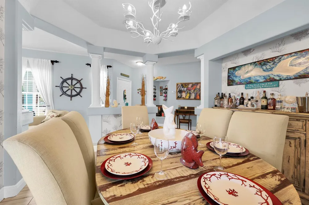 10831 SE Pinegrove Street Tequesta, FL 33469