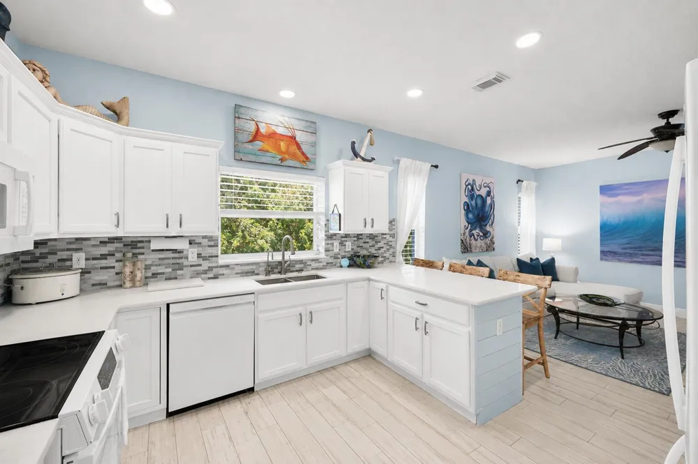 10831 SE Pinegrove Street Tequesta, FL 33469