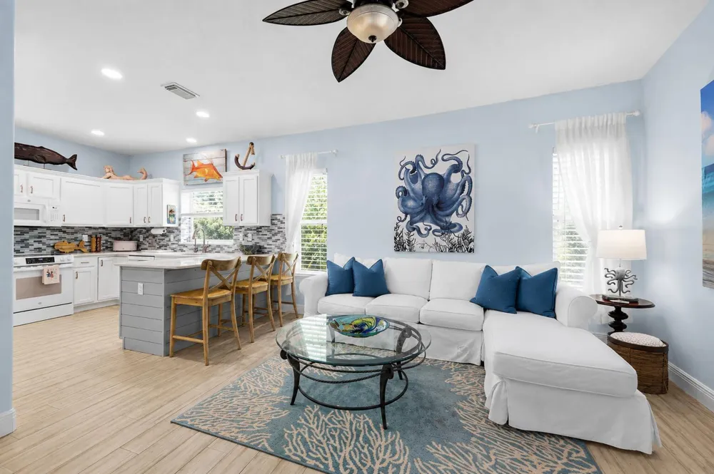 10831 SE Pinegrove Street Tequesta, FL 33469