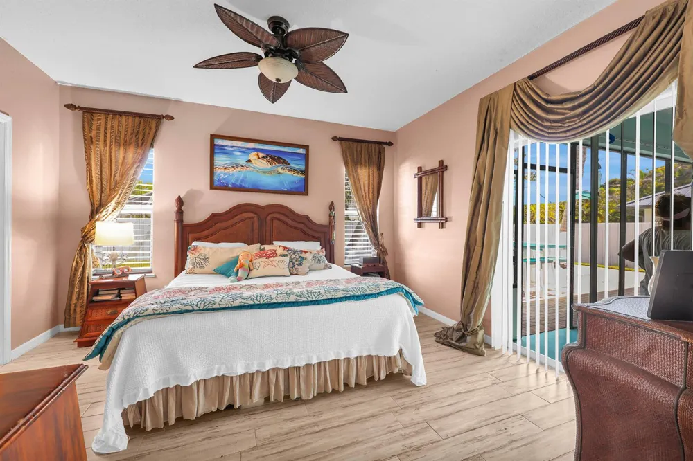 10831 SE Pinegrove Street Tequesta, FL 33469