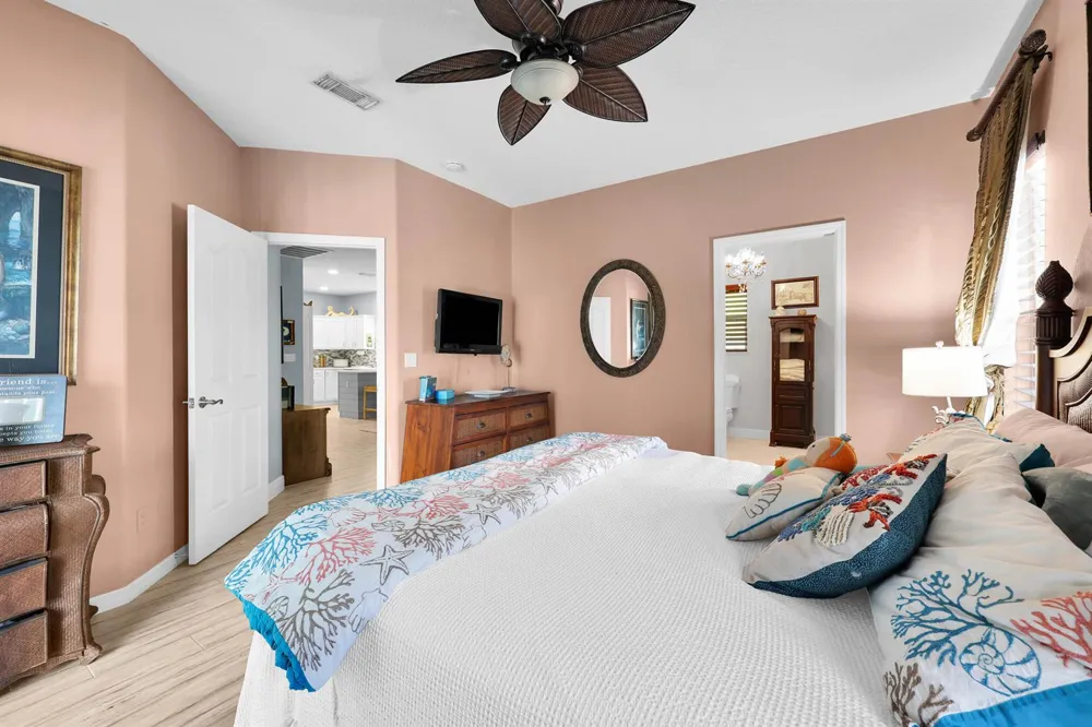10831 SE Pinegrove Street Tequesta, FL 33469