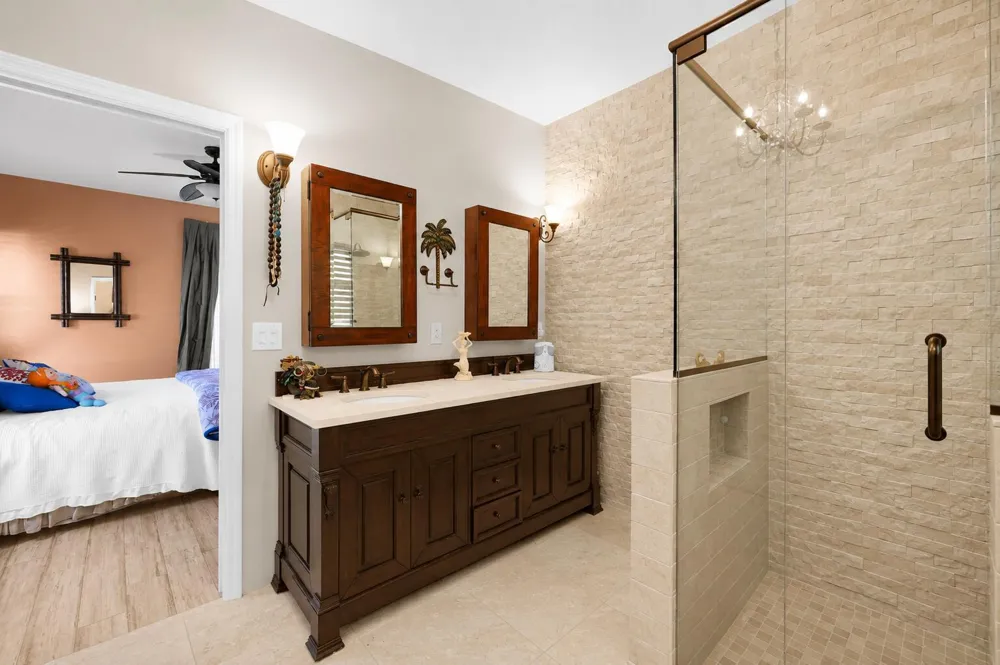 10831 SE Pinegrove Street Tequesta, FL 33469