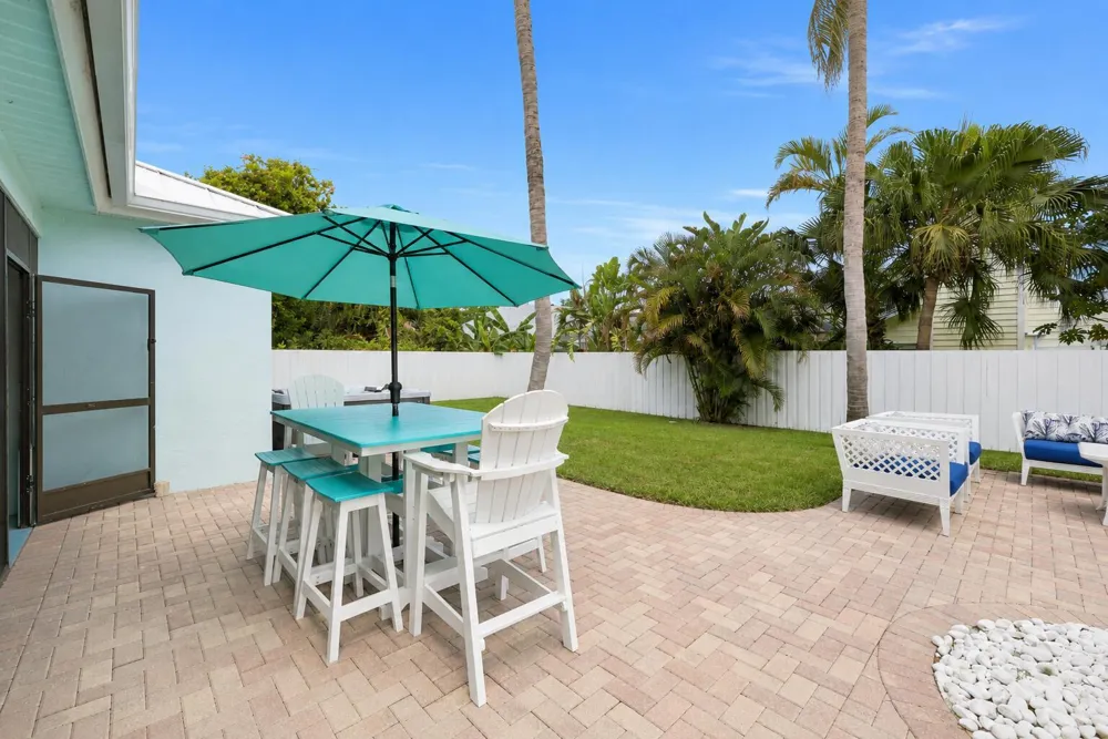 10831 SE Pinegrove Street Tequesta, FL 33469